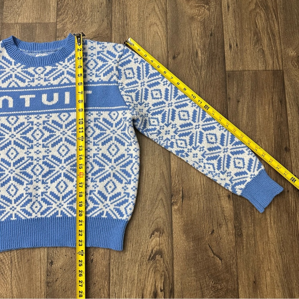 Intuit Winter Crew Neck Ugly Christmas Knit Sweater Size L Blue White Snowflake - Picture 6 of 6